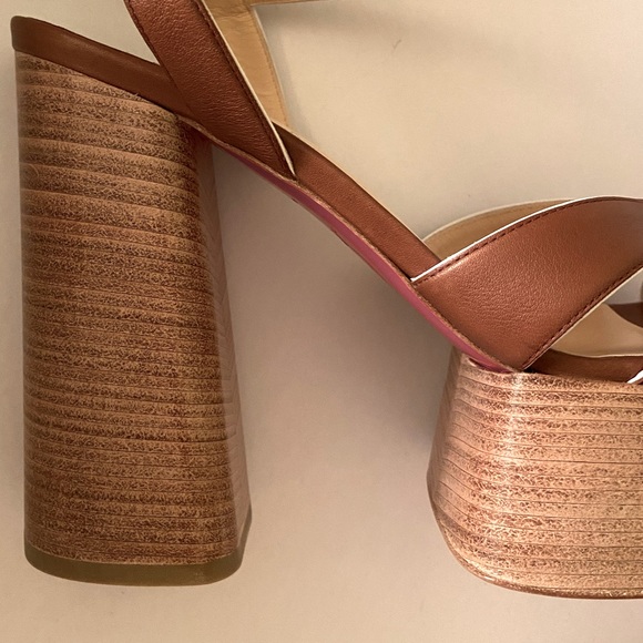 Christian Louboutain “Foolanjalili” sandals. - Picture 2 of 8